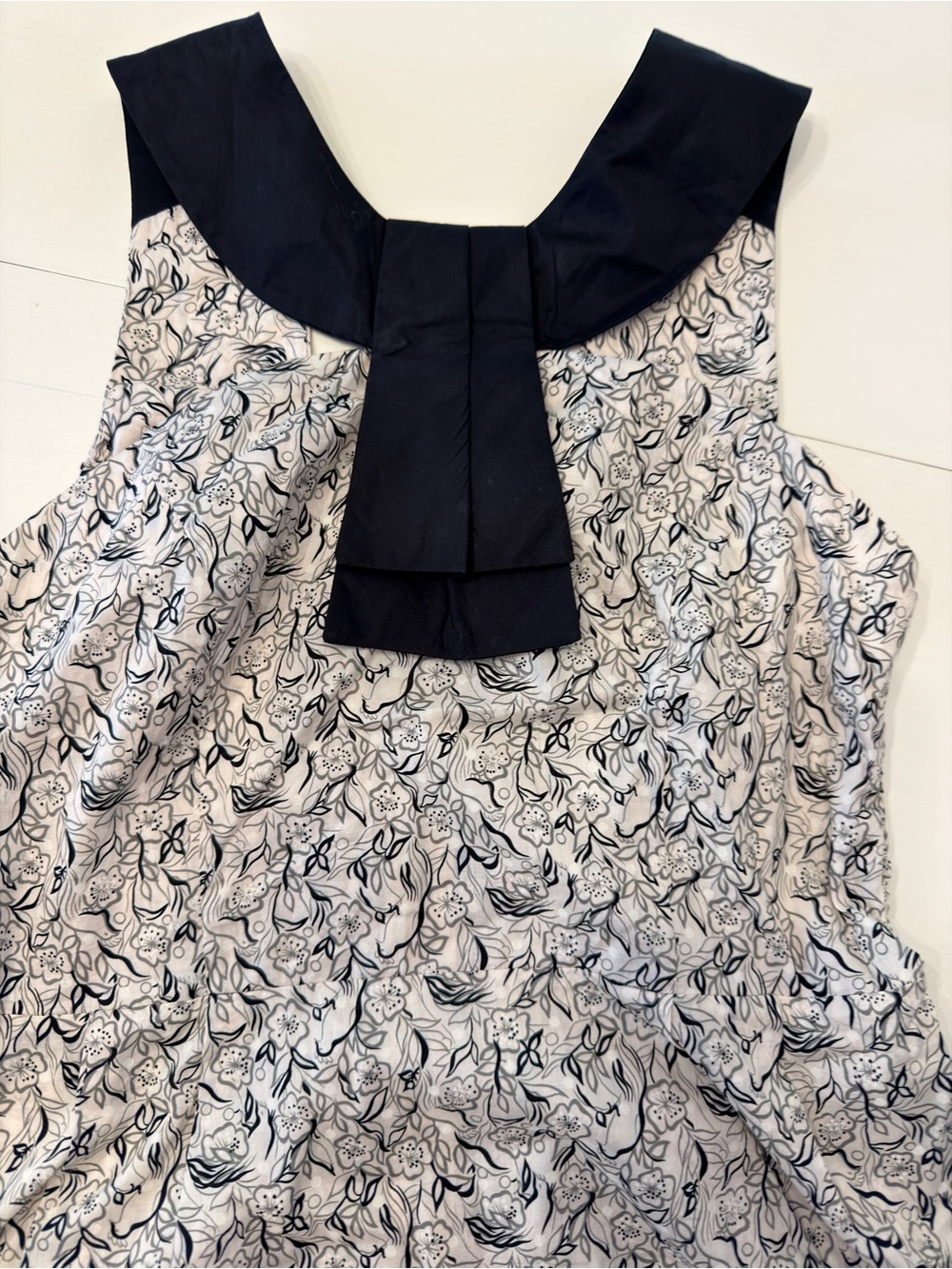 Anthropologie  “Girls from Savoy” brand sleeveless floral Floral Sleeveless top
